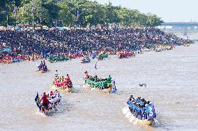 Phnom Penh Water Festival - Cambodia