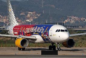 FC Barcelona womens team flies to Madrid on Vueling new plane