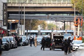 Pizzeria Owner's Son Takes Employees Hostage In Issy-les-Moulineaux