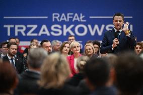 Rafal Trzaskowski's Krakow Campaign Before Civic Coalition Primary