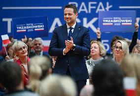 Rafal Trzaskowski's Krakow Campaign Before Civic Coalition Primary