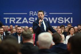 Rafal Trzaskowski's Krakow Campaign Before Civic Coalition Primary