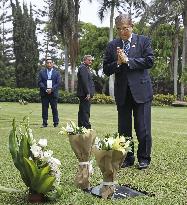 Japan PM visits ex-Peruvian President Fujimori's grave