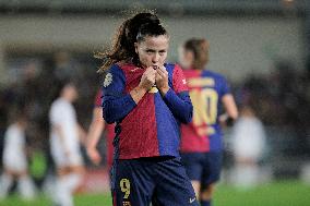 Real Madrid Women v Barcelona Women: Liga F