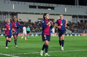 Real Madrid Women v Barcelona Women: Liga F