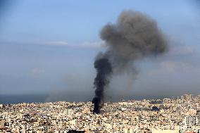 Israeli Warplanes Renew Their Raids On Southern Suburbs - Beirut