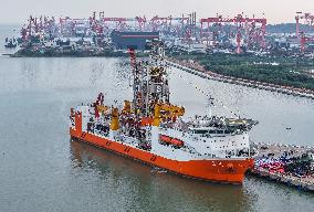 China's First Domestically Designed And Built Deep-Ocean Drilling Vessel - Guangzhou