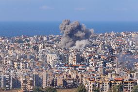 Israeli Airstrikes Beirut's Southern Suburbs