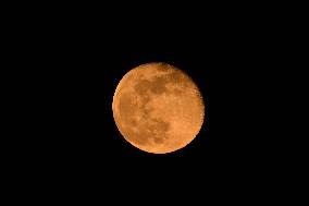 Waning Gibbous Moon In India