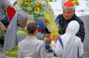 Pope Francis Celebrates The Day Of The Poor With Mass And Lunch