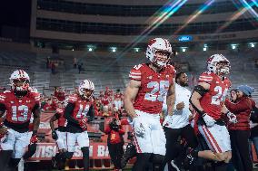 Wisconsin Badgers Vs. Oregon Ducks