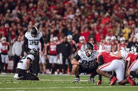 Wisconsin Badgers Vs. Oregon Ducks