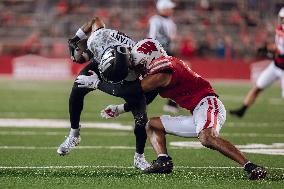 Wisconsin Badgers Vs. Oregon Ducks