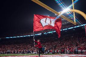 Wisconsin Badgers Vs. Oregon Ducks