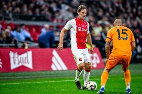 AFC Ajax Legends v Real Madrid CF Legends