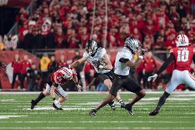 Wisconsin Badgers Vs. Oregon Ducks