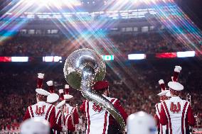 Wisconsin Badgers Vs. Oregon Ducks