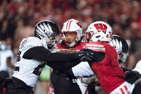 Wisconsin Badgers Vs. Oregon Ducks