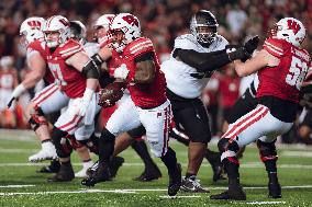 Wisconsin Badgers Vs. Oregon Ducks