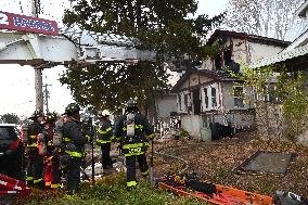 One Person Killed In Fatal Fire In Queens Village Section Of Queens New York