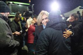 Valerie Pecresse meets with Farmers protesting on the RN118 - Velizy-Villacoublay