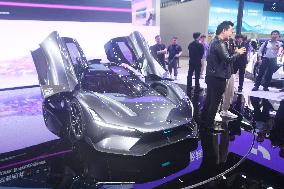 First AI-powered Supercar ROBO X at the Guangzhou Auto Show