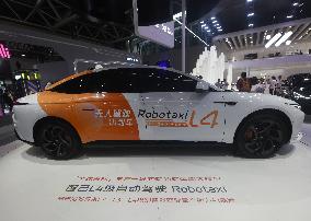 IM L4 Driverless Robotaxi at Guangzhou Auto Show