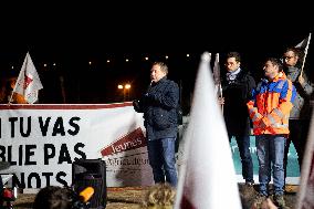 French Farmers Launch Protests Against Mercosur Agreement - Velizy