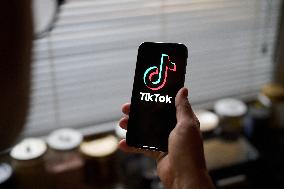 Canada Shuts Down TikTok Office Over National Security Risks