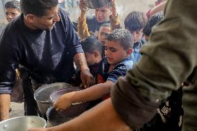 Israel Is Causing Starvation UN Report - Gaza