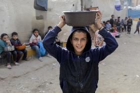 Israel Is Causing Starvation UN Report - Gaza