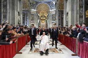 Pope Francis Receives for World Day of the Poor - Vatican