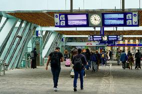 Everyday Life At Arnhem Central Station, Netherland