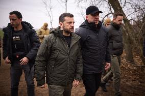 Zelensky Visits Frontlines - Ukraine