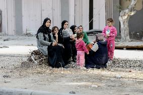 Displaced Palestinians Fleeing Beit Lahia - Northern Gaza