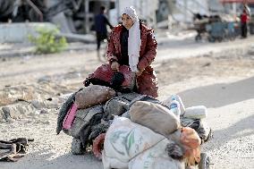 Displaced Palestinians Fleeing Beit Lahia - Northern Gaza