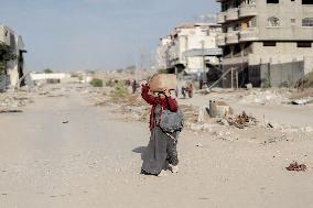 Displaced Palestinians Fleeing Beit Lahia - Northern Gaza