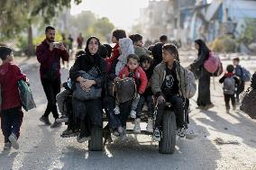 Displaced Palestinians Fleeing Beit Lahia - Northern Gaza