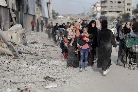 Displaced Palestinians Fleeing Beit Lahia - Northern Gaza