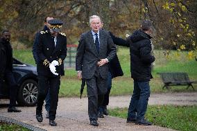 PM Barnier At 40th Food Distribution Restos Du Coeur Campaign Launch - Gennevilliers