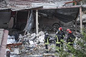 llegal Fireworks Factory Explosion near Naples Kills 3 - Italy