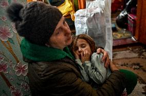 Evacuation of multi-child family from frontline Uspenivka in Zaporizhzhia region