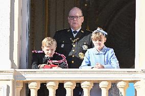 NO TABLOIDS - Monaco National Day Celebrations - Balcony