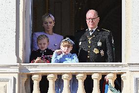 NO TABLOIDS - Monaco National Day Celebrations - Balcony