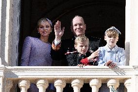 NO TABLOIDS - Monaco National Day Celebrations - Balcony