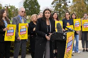 DC: Rep Ocasio-Cortez hold a TPS for Ecuadorians press conference