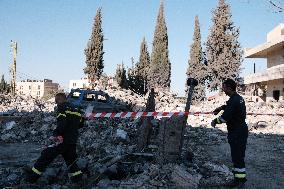 Israeli Airstrike Targets Civil Defense Center In  Baalbek District - Beirut