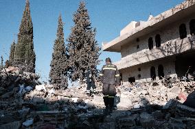 Israeli Airstrike Targets Civil Defense Center In  Baalbek District - Beirut