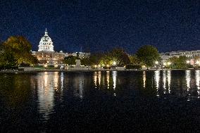 Night View Of The United States Capitol