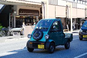 The Japanese Prefer Small Cars For Life